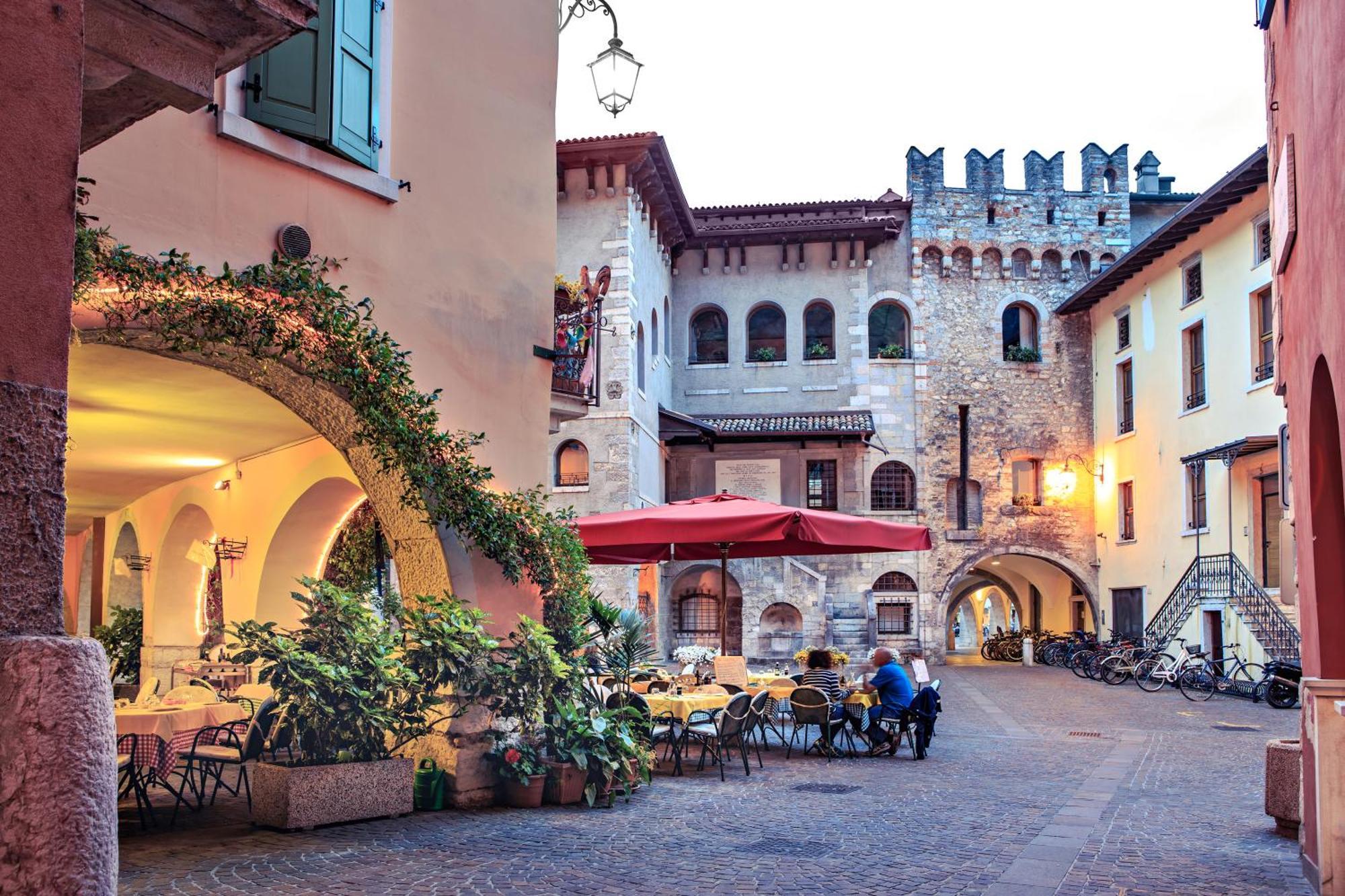 Residenza Rocca Del Lago - Happy Rentals Riva del Garda Exterior foto